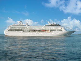Cruise ship