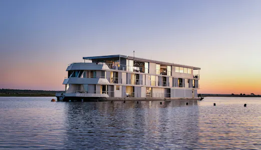 Zambezi Queen
