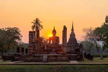 Wat Mahathat Temple in Thailand