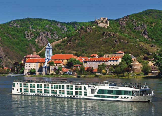 Scenic Crystal Durnstein