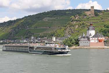 Avalon Exterior Passion Rhine