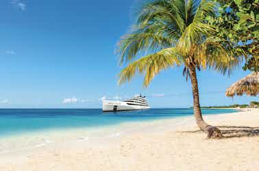 emerald azzurra ship in the caribbean