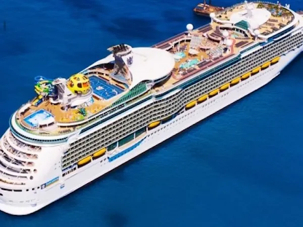 Cruise Ship