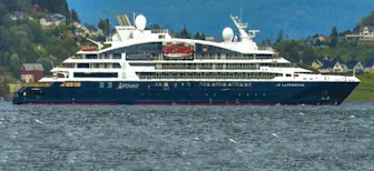 Cruise ship
