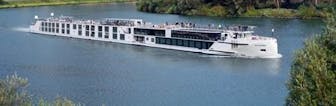 Cruise ship