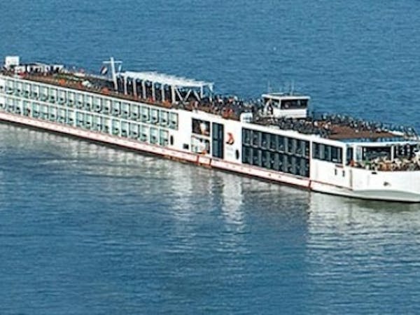 Cruise Ship