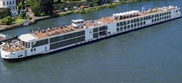 Cruise Ship