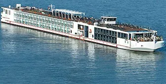 Cruise ship