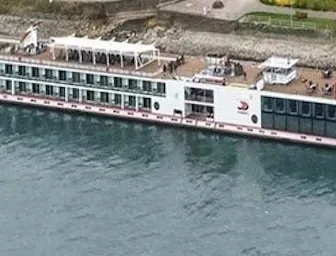 Cruise ship