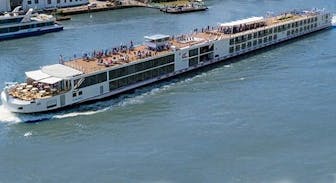 Cruise ship