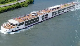 Cruise ship
