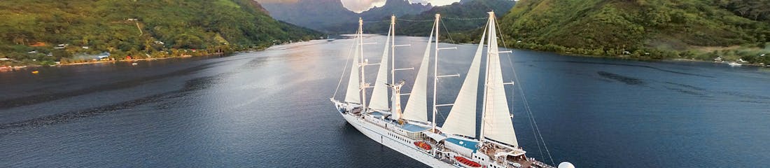 windstar sailing yacht in moorea