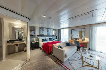Queen Mary Accessible Cabin