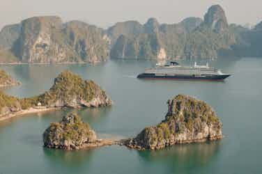 explora-vietnam-halongbay