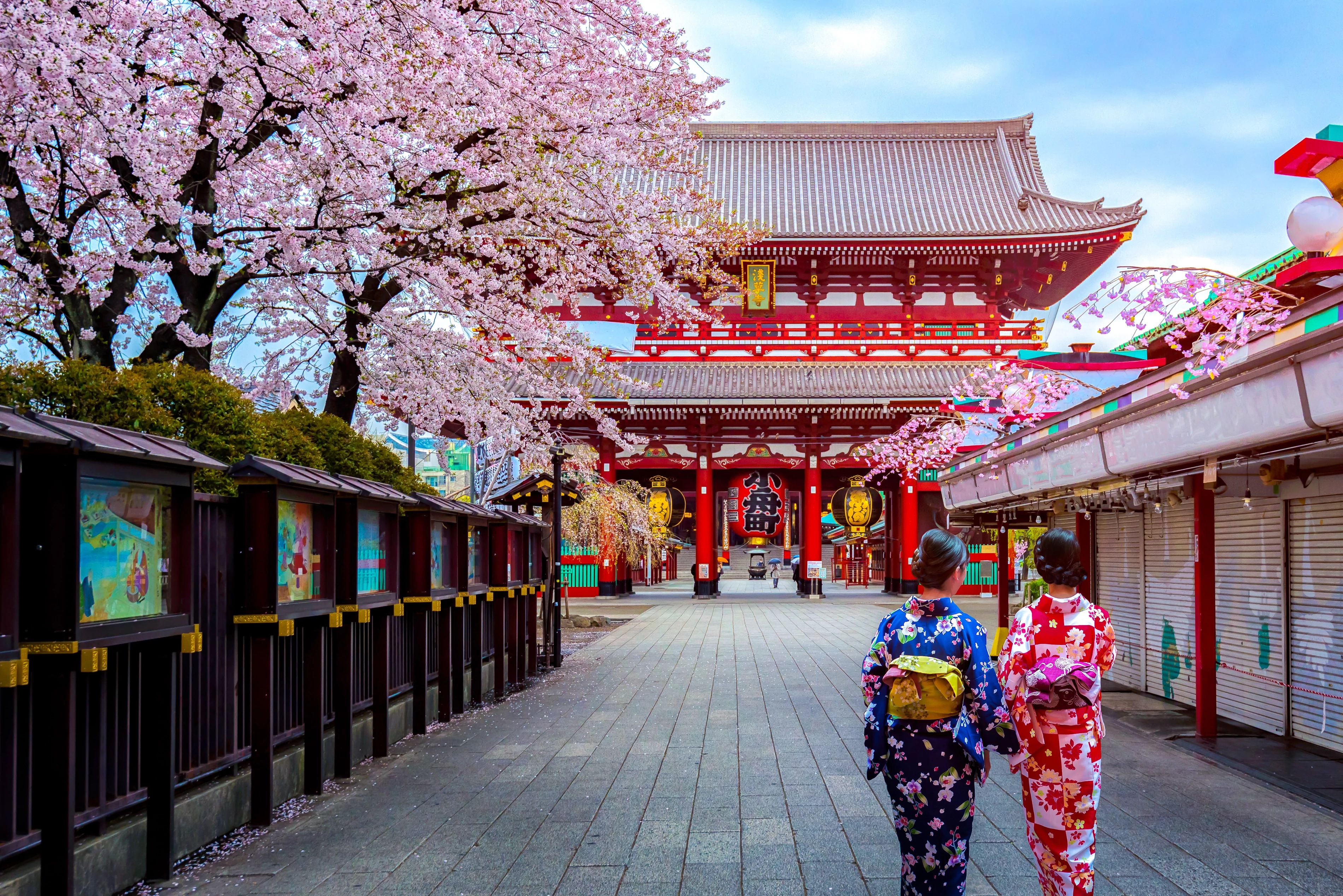 women walking in tokyo, japan