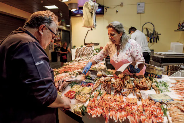 Atlas Ocean Voyages Chef at Market