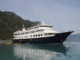 Cruise ship