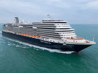 Cruise ship