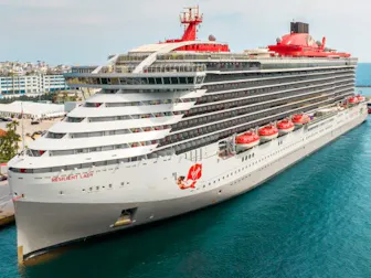 Cruise ship