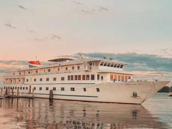 Cruise ship