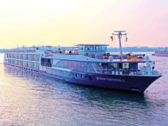Cruise ship
