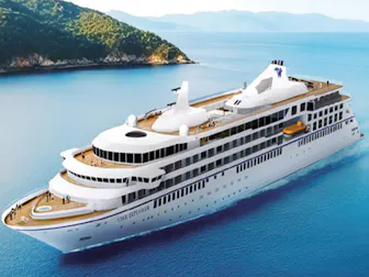 Cruise ship