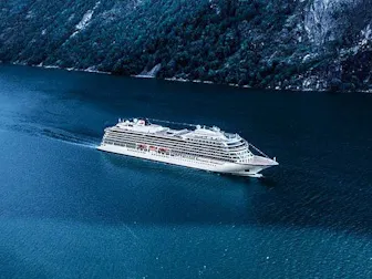 Cruise ship